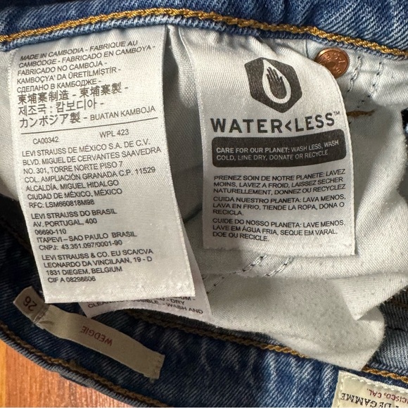Levi’s Premium Wedgie Fit Jeans | High Rise Vintage Style Denim (W26) - Picture 5 of 9